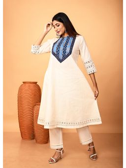 OSKOS - Ivory Hand Embroidered A Line Kurta with Pant With Crosia Lace (Set of 2)