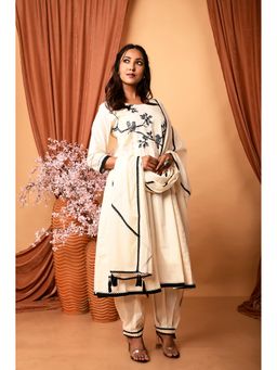 OSKOS - Elegant Ivory Cotton Hand Embroidered Anarkali Kurta with Salwar and Dupatta (Set of 3)