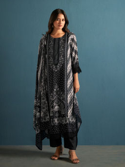 KAFTANIZE - Off White and Black Embroidered Muslin Kurta & Pant with Dupatta (Set of 3)