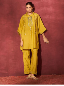KAFTANIZE - Yellow Embroidered Kaftan Style Muslin Co-Ord (Set of 2)
