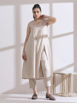 Swtantra - Prft Lux Beige & Pink Hand Stitched Slit Kurta with Pant (Set of 2)