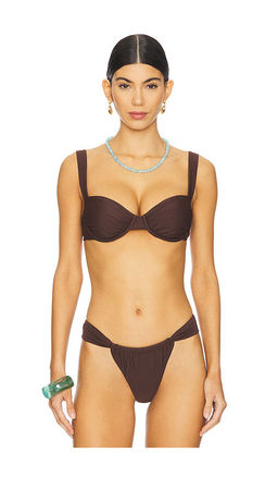 Lovers and Friends - Chasing Sunsets Top