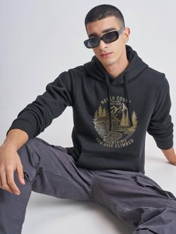HIGHLANDER - Mens Black Graphic Hoodie