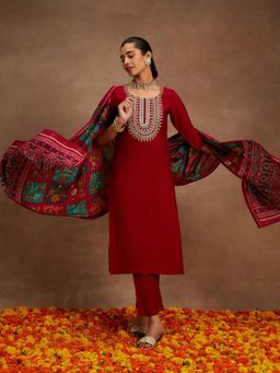 Libas - Women Red Silk Blend Embroidered Kurta with Pant and Dupatta (Set of 3)