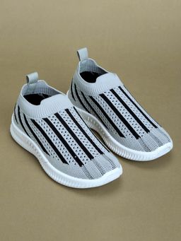 Hopscotch - Striped Round Toe Slip-On Sneakers