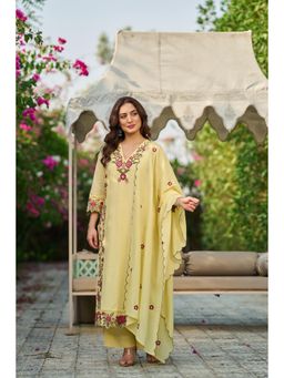 WOOMN - Yellow Schiffli, Cotton Dobby Floral Embroidered Kurta with Pant and Dupatta