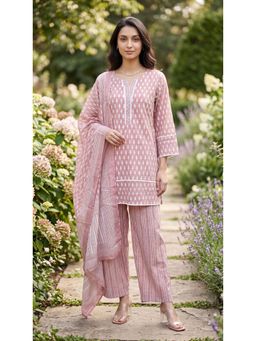 WOOMN - Pink Cotton Ikat-Style Teardrop, Leaf Motifs Kurta, Pant, Dupatta Set