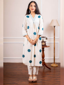 Atha Fashion - Cloudy Polka Dot Kurta with Pant