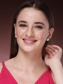 NVR - Womens Silver-Toned Ad Studded Studs Earring