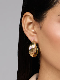 Pipa Bella by Nykaa Fashion - Gold Twisted Textured Hoop Earrings