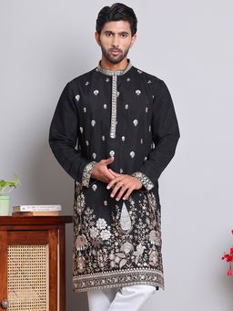 Jompers - Men Embroidered and Sequined Black Kurta