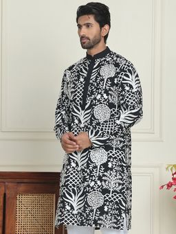 Jompers - Men Black Embroidered Silk Blend Kurta