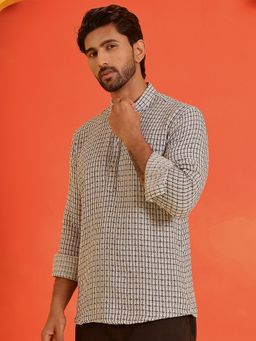 Jompers - Men Grey Checked Cotton Short Kurta