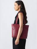 Red color option, Sold out, Currently selected