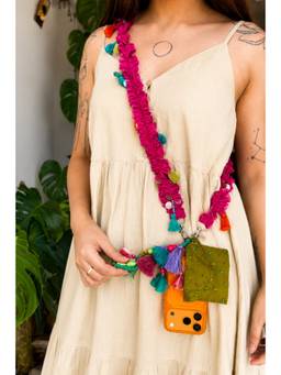 Ziddi - Green Rosie Mobile String With Pouch