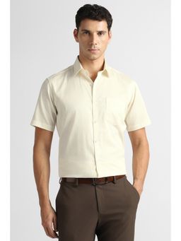 Van Heusen - Men Cream Solid Formal Shirt