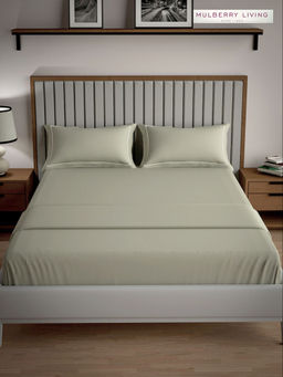 MULBERRY LIVING - Serenity Solid King Size 250TC Bedsheet with 2 Pillow Covers - Green