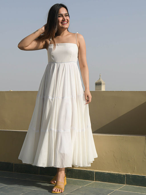elsa cotton dress Comfortable Elsa Dress! Soft, Stretchy, Non Itchy, Machine Washable, Sparkle Bodice, Cape. High Quality Fabric &workmanship