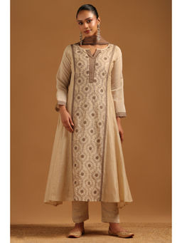 Soch - Beige Mul Chanderi Botanical Embroidered Kurta With Pant & Dupatta
