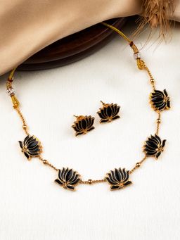 STILEADDA - Antique Black Lotus Floral Motif Necklace Set