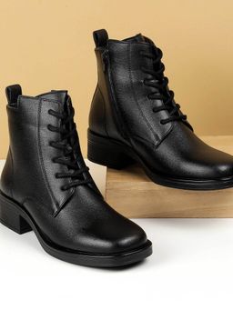 Mochi - Women Black Casual Boots