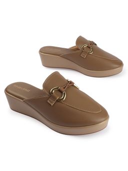 D'Shoe Lounge - Low Wedge Heel Buckle Detail