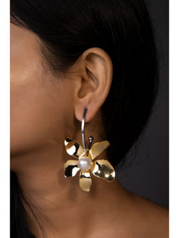 BEAUTY SPOT JEWELLERY - Gold Pearl Danglers