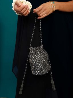 Gajra Gang - Black Potli