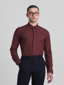 Jack & Jones - Men Solid Cotton Slim Fit Maroon Shirt