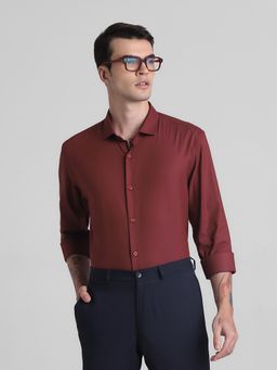 Jack & Jones - Men Solid Cotton Blend Slim Fit Maroon Shirt