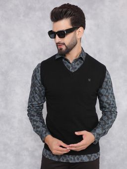 CRIMSOUNE CLUB - Men Black V-Neck Sleeveless Sweater
