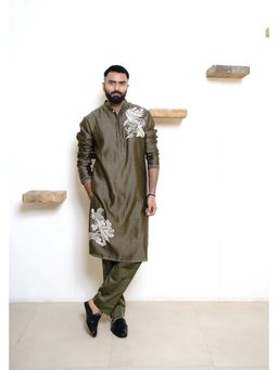 WABI SABI by Anshum-Ritesh - Eagle Flight Green Embroidered Kurta with Pant