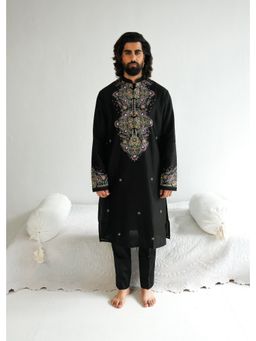 WABI SABI by Anshum-Ritesh - Dragonfly Black Embroidered Kurta with Pant