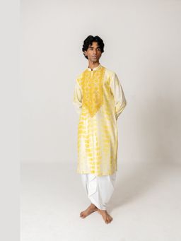 WABI SABI by Anshum-Ritesh - Dyed Garland Ivory Printed Kurta with Dhoti