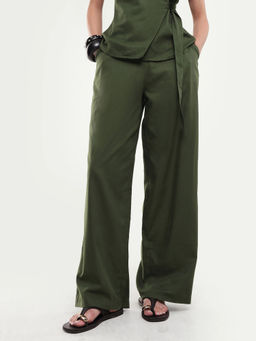 RAREISM - Women Olive Solid/Plain Cotton Trouser