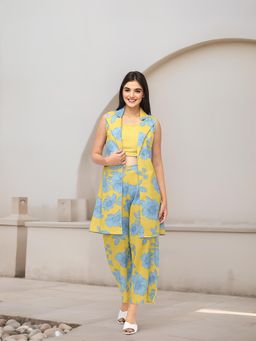 ISHIN - Floral Printed Top with Pant and Jacket Co-Ord (Set of 3)