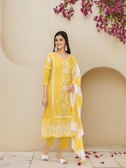 ISHIN - Embroided Straight Kurta with Pant and Dupatta (Set of 3)