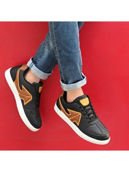 Off Limits - Retro Classic Black Sneaker