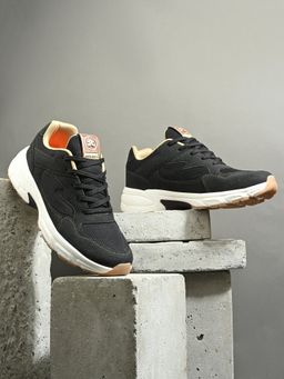 Off Limits - Chapter 247 Black Sneakers
