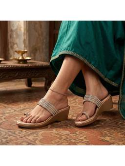 Global Step - Luxe Radiance Toe-Ring Rose Gold Wedges