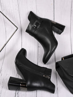 Ronnie Grey - Women Black Solid Ankle Length Casual Boots