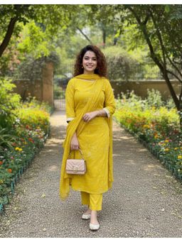 Gahan - Womens Viscose Rayon Straight Printed Kurta With Pant & Dupatta