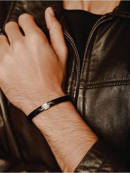 Jazz and Sizzle - Men Black Stainless Steel Bracelet