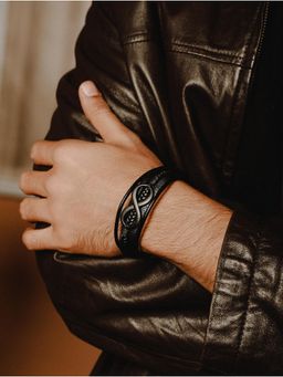 Jazz and Sizzle - Men Black Leather Wraparound Bracelet