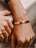 Gold color option, Currently selected