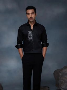 Albino - Black Slim Fit Tiger Embroidered Shirt