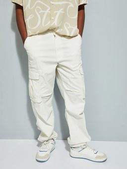 max - Men Relaxed Fit Parachute Off White Cargo Pant