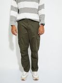 Green color option, Sold out, Currently selected