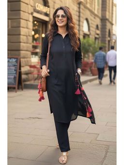 Ishnya - Women Rayon Solid/Plain Kurta and Pant
