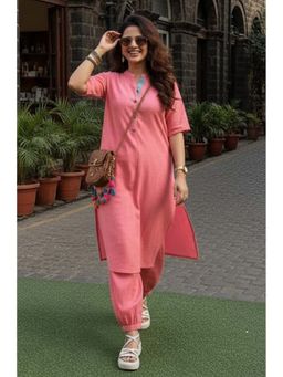 Ishnya - Women Rayon Solid/Plain Kurta and Pant